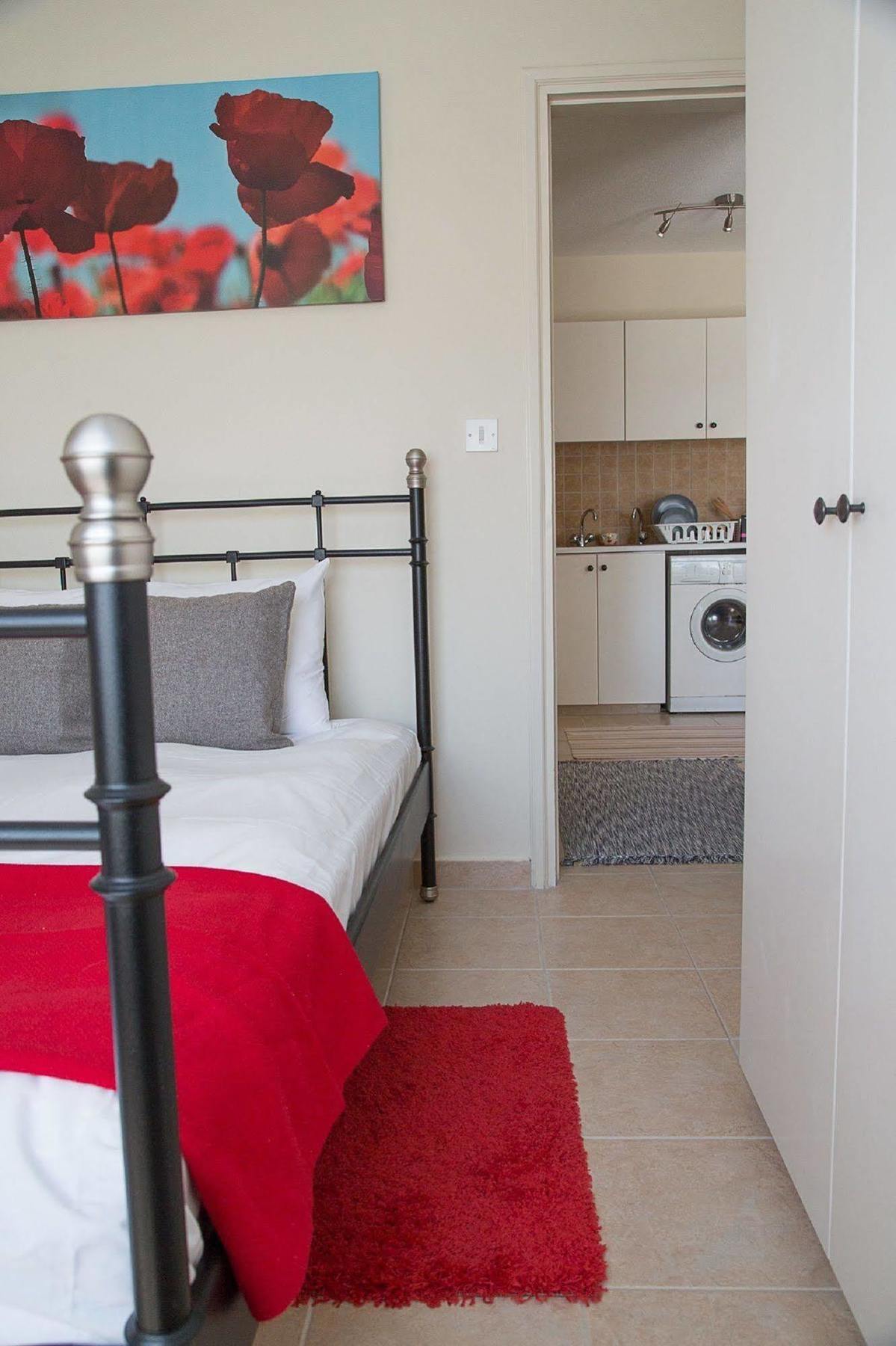 Paphos Love Nest Apartment Exterior foto